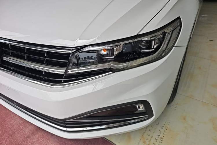 Used Volkswagen Bora 2021 1.5L Automatic Comfort Smart Connect Edition Left Front Headlight