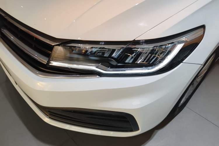 Used Volkswagen Bora 2021 1.5L Automatic Fashionable Smart Connectivity Version Left Front Headlight