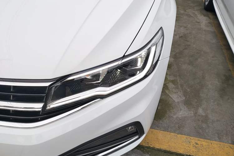 Used Volkswagen Bora 2021 1.5L Automatic Elite Smart Connect Edition Left Front Headlight