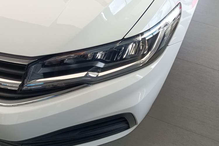 Used Volkswagen Bora 2021 1.5L Automatic Fashionable Smart Connectivity Version Left Front Headlight