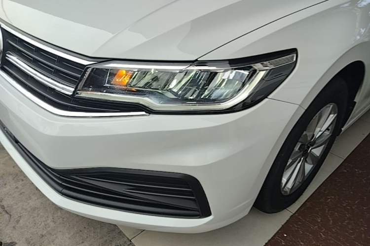 Used Volkswagen Bora 2021 1.5L Automatic Fashionable Smart Connectivity Version Left Front Headlight