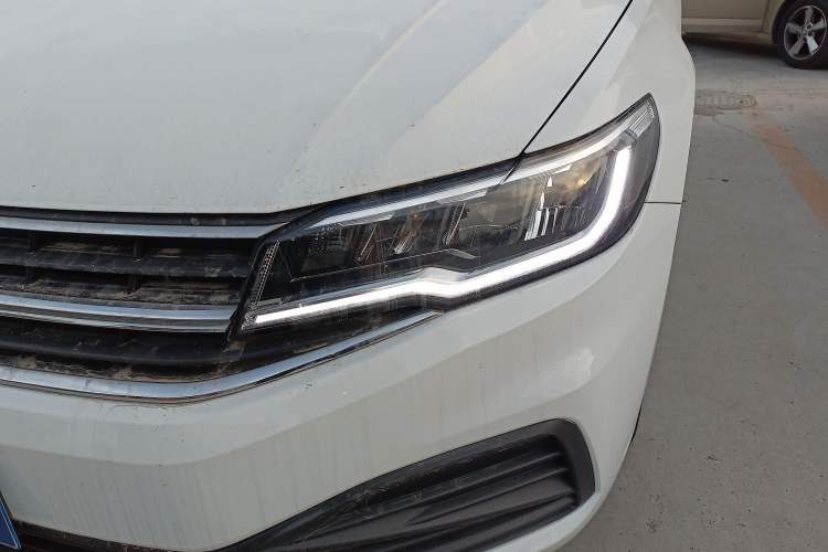 Used Volkswagen Bora 2021 1.5L Automatic Fashionable Smart Connectivity Version Left Front Headlight