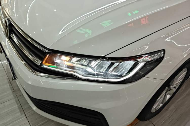 Used Volkswagen Bora 2021 1.5L Automatic Fashionable Smart Connectivity Version Left Front Headlight