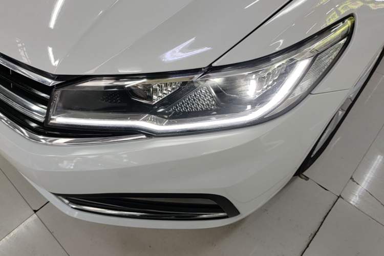 Used Volkswagen Bora 2021 1.5L Automatic Elite Smart Connect Edition Left Front Headlight
