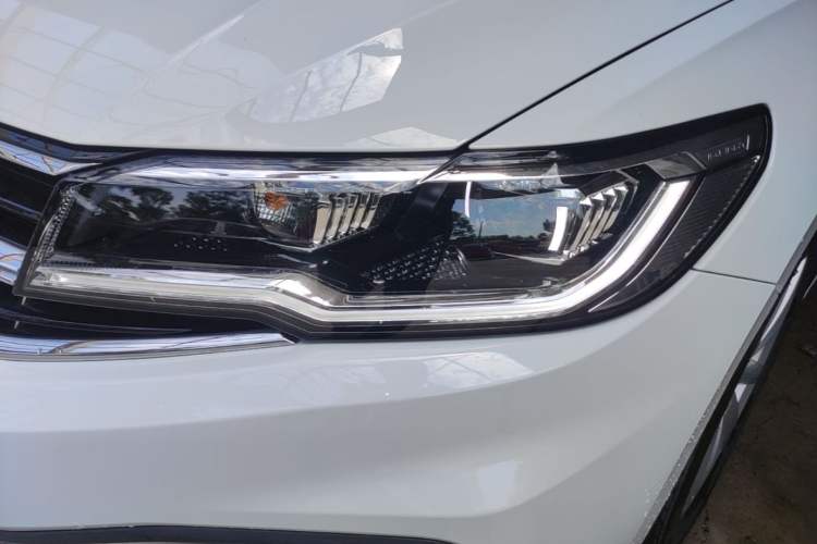 Used Volkswagen Bora 2021 1.5L Automatic Elite Smart Connect Edition Left Front Headlight