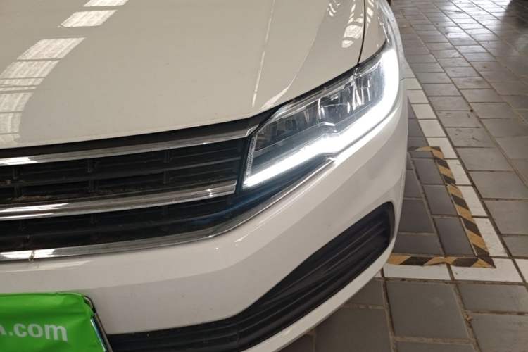 Used Volkswagen Bora 2021 1.5L Automatic Fashionable Smart Connectivity Version Left Front Headlight