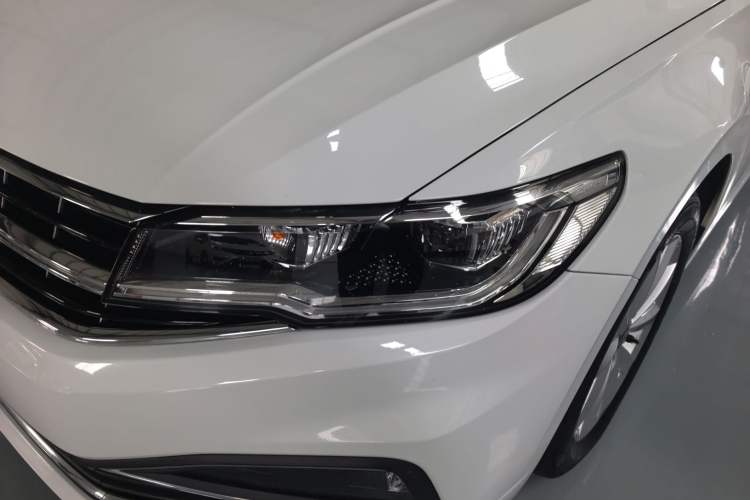 Used Volkswagen Bora 2021 1.5L Automatic Comfort Smart Connect Edition Left Front Headlight