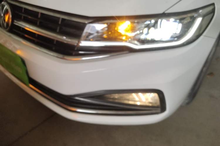 Used Volkswagen Bora 2021 1.5L Automatic Comfort Smart Connect Edition Left Front Headlight