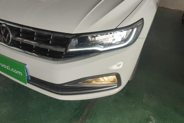 Used Volkswagen Bora 2021 1.5L Automatic Comfort Smart Connect Edition Left Front Headlight