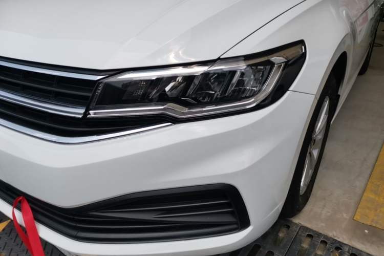 Used Volkswagen Bora 2021 1.5L Automatic Fashionable Smart Connectivity Version Left Front Headlight