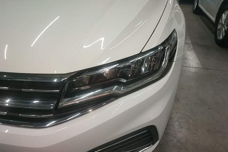 Used Volkswagen Bora 2021 1.5L Automatic Fashionable Smart Connectivity Version Left Front Headlight