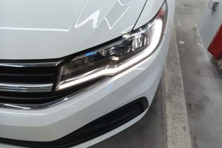 Used Volkswagen Bora 2021 1.5L Automatic Fashionable Smart Connectivity Version Left Front Headlight
