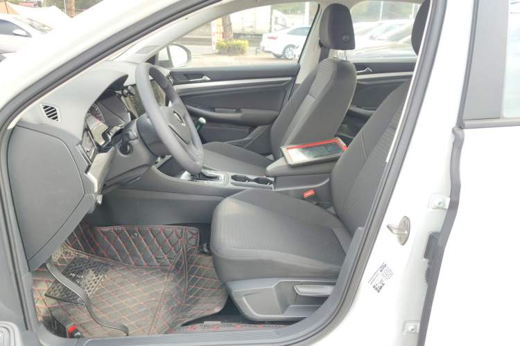 Used Volkswagen Bora 2021 1.5L Automatic Fashionable Smart Connectivity Version Left Front Seat