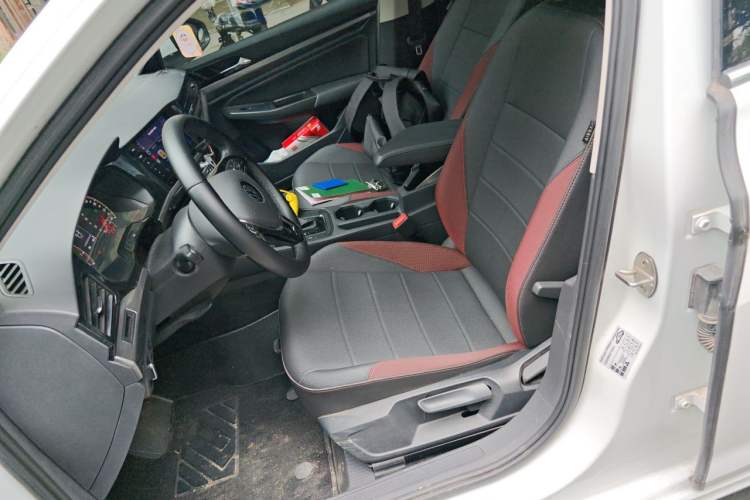 Used Volkswagen Bora 2021 1.5L Automatic Elite Smart Connect Edition Left Front Seat