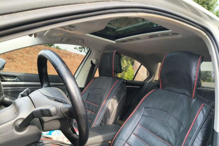 Used Volkswagen Bora 2021 1.5L Manual Comfort Smart Connect Edition Left Front Seat