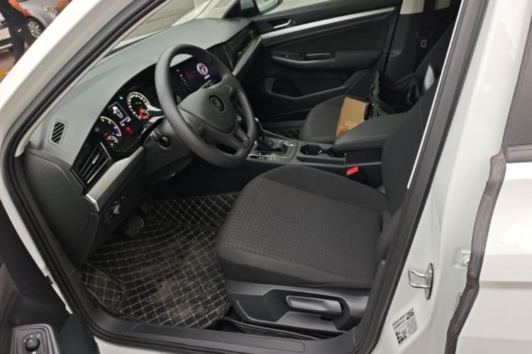 Used Volkswagen Bora 2021 1.5L Automatic Fashionable Smart Connectivity Version Left Front Seat