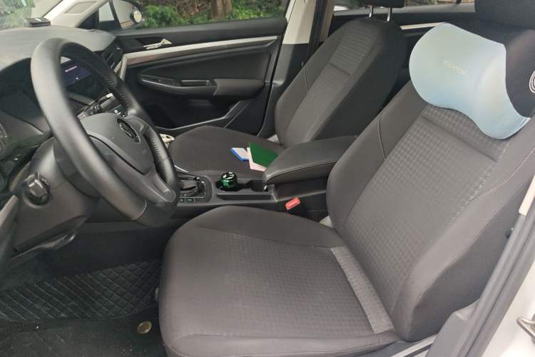 Used Volkswagen Bora 2021 1.5L Automatic Comfort Smart Connect Edition Left Front Seat