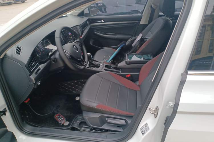 Used Volkswagen Bora 2021 1.5L Automatic Elite Smart Connect Edition Left Front Seat