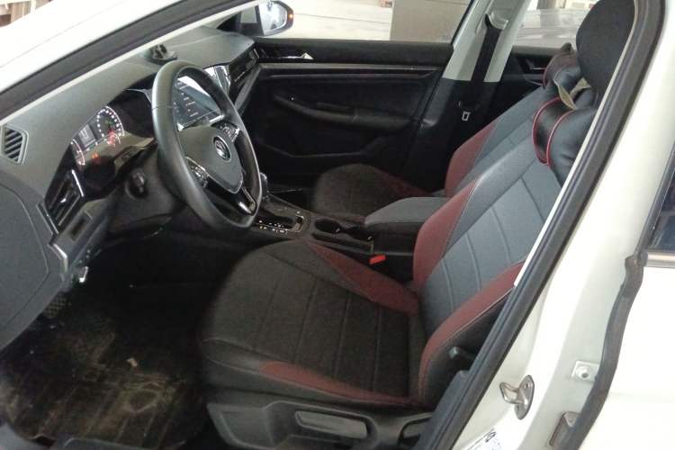 Used Volkswagen Bora 2021 1.5L Automatic Elite Smart Connect Edition Left Front Seat