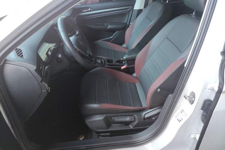 Used Volkswagen Bora 2021 1.5L Automatic Elite Smart Connect Edition Left Front Seat