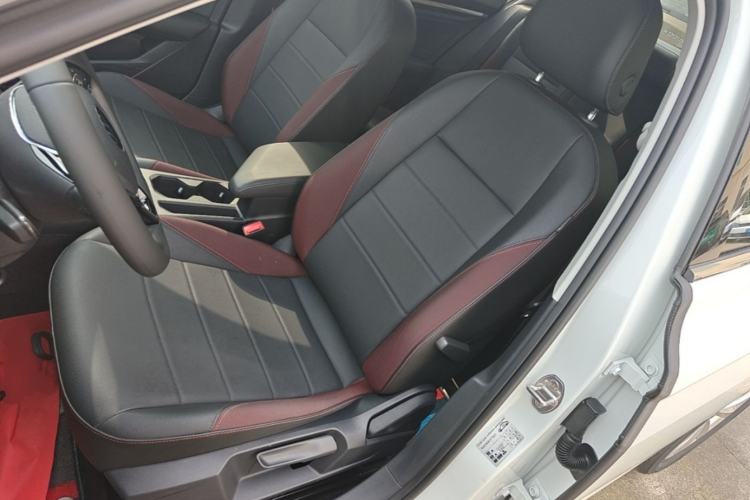 Used Volkswagen Bora 2021 1.5L Automatic Elite Smart Connect Edition Left Front Seat