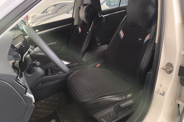 Used Volkswagen Bora 2021 1.5L Automatic Fashionable Smart Connectivity Version Left Front Seat