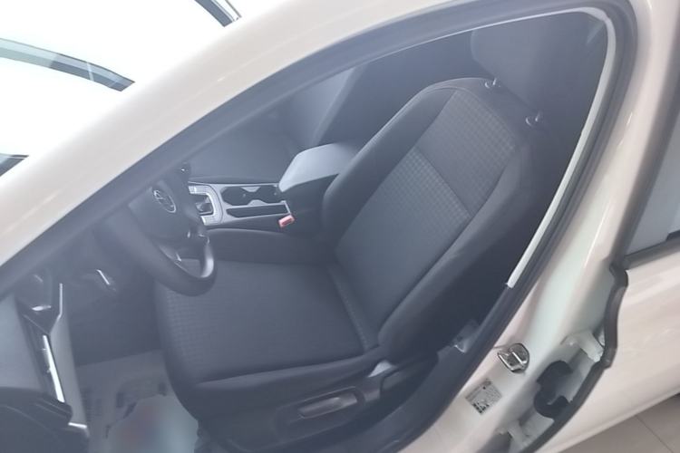 Used Volkswagen Bora 2021 1.5L Manual Fashion Smart Connect Edition Left Front Seat