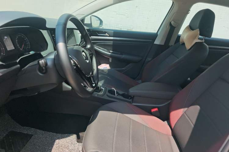 Used Volkswagen Bora 2021 1.5L Automatic Elite Smart Connect Edition Left Front Seat