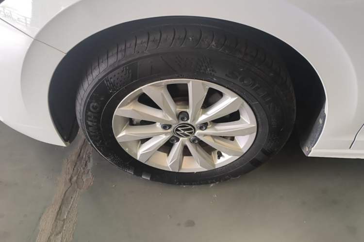 Used Volkswagen Bora 2021 1.5L Automatic Fashionable Smart Connectivity Version Left Front Wheel Hub