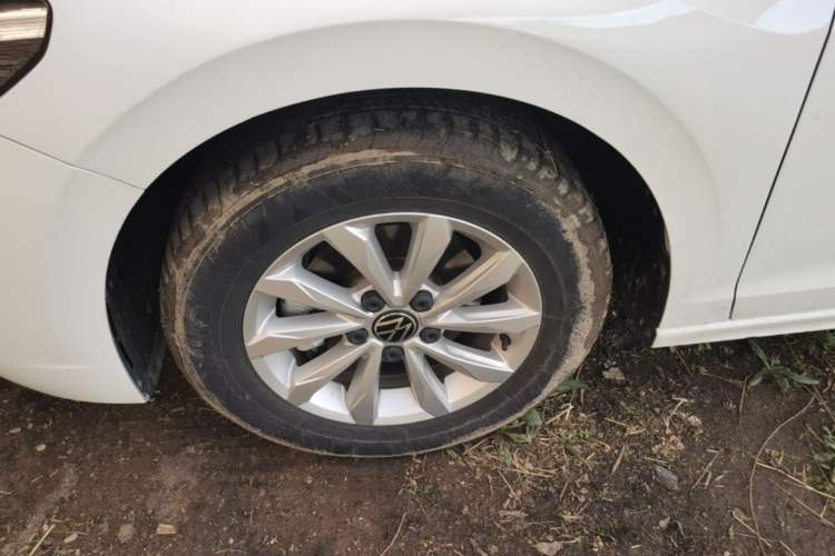 Used Volkswagen Bora 2021 1.5L Automatic Fashionable Smart Connectivity Version Left Front Wheel Hub