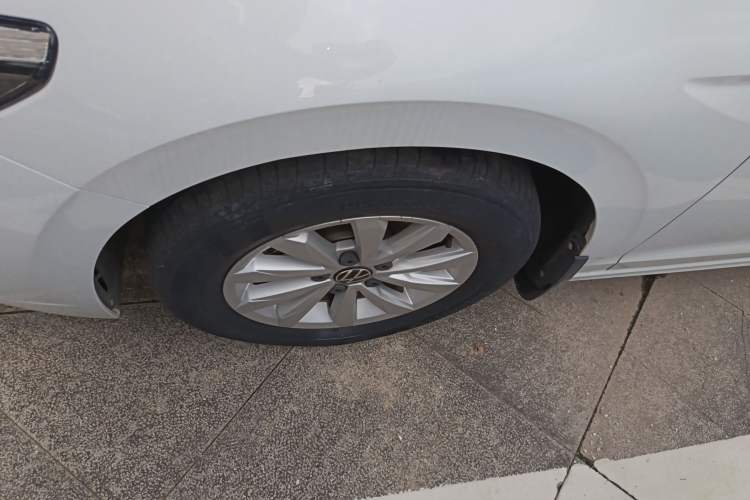 Used Volkswagen Bora 2021 1.5L Automatic Fashionable Smart Connectivity Version Left Front Wheel Hub