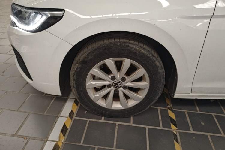Used Volkswagen Bora 2021 1.5L Automatic Fashionable Smart Connectivity Version Left Front Wheel Hub