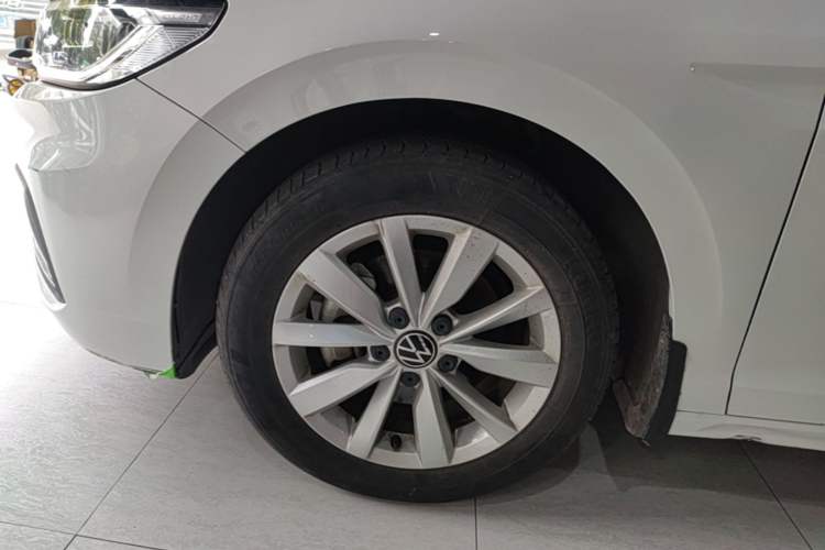 Used Volkswagen Bora 2021 280TSI DSG Elite Smart Connectivity Version Left Front Wheel Hub