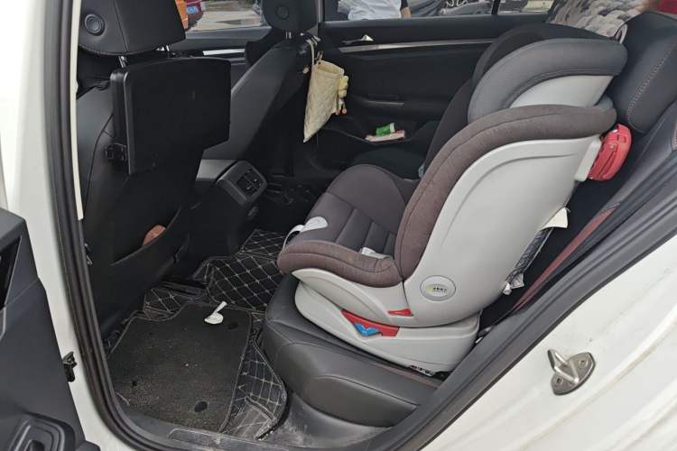 Used Volkswagen Bora 2021 1.5L Automatic Comfort Smart Connect Edition Left Rear Seat