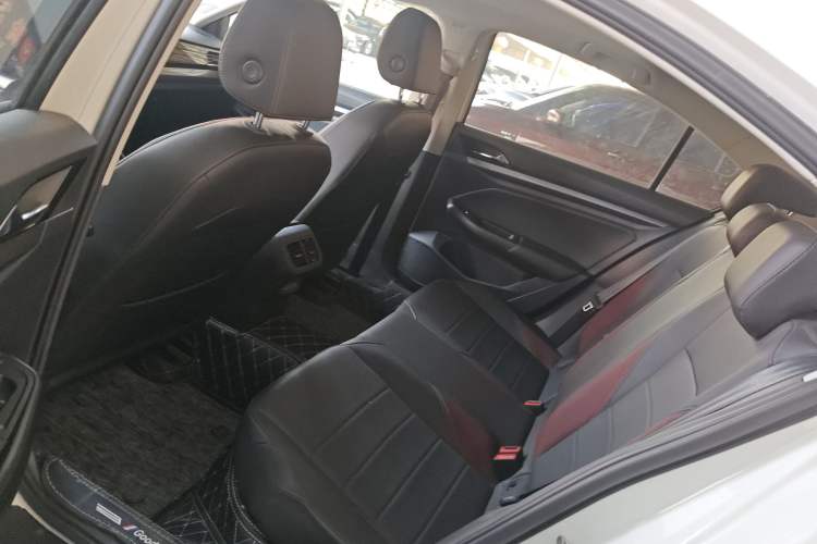 Used Volkswagen Bora 2021 1.5L Automatic Elite Smart Connect Edition Left Rear Seat