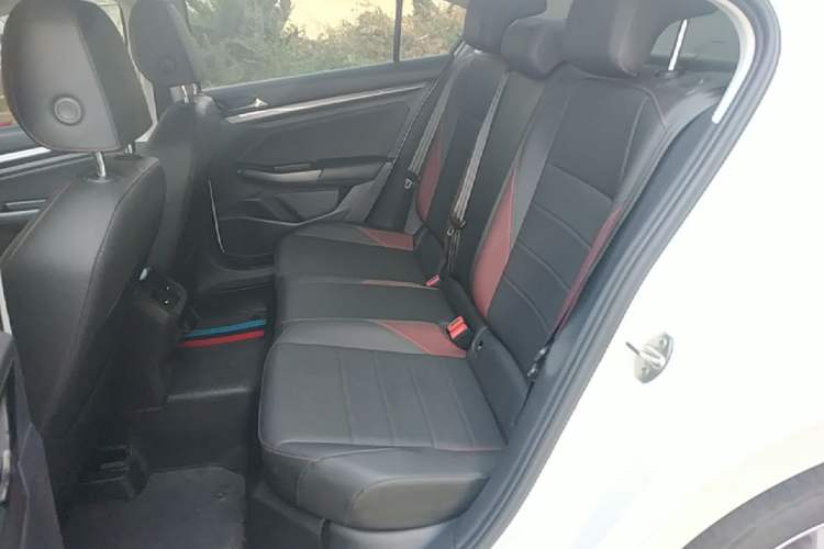 Used Volkswagen Bora 2021 1.5L Automatic Comfort Smart Connect Edition Left Rear Seat