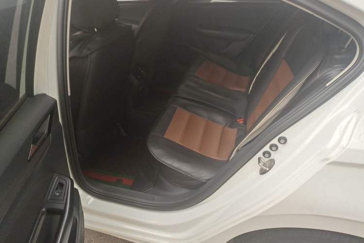 Used Volkswagen Bora 2021 1.5L Automatic Fashionable Smart Connectivity Version Left Rear Seat