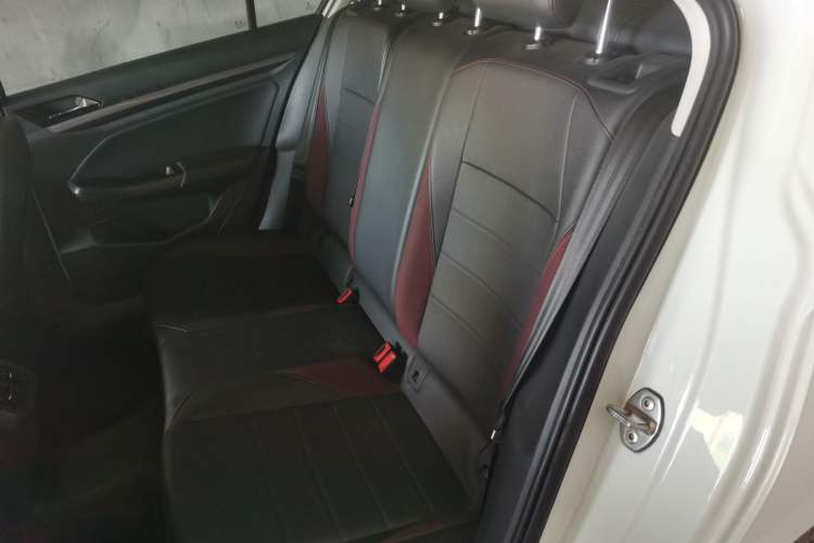 Used Volkswagen Bora 2021 1.5L Automatic Comfort Smart Connect Edition Left Rear Seat