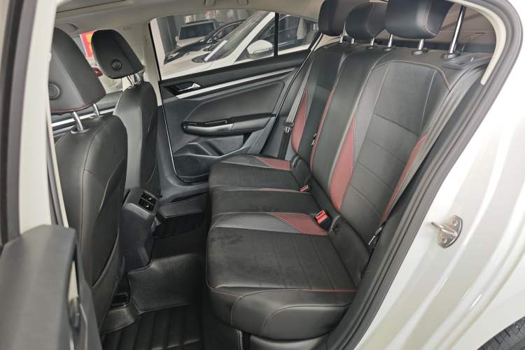 Used Volkswagen Bora 2021 1.5L Automatic Comfort Smart Connect Edition Left Rear Seat