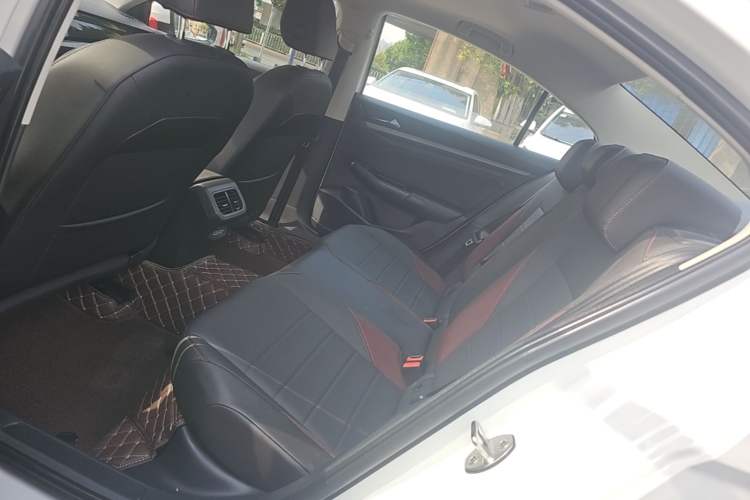 Used Volkswagen Bora 2021 1.5L Automatic Comfort Smart Connect Edition Left Rear Seat