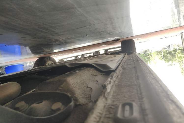 Used Volkswagen Bora 2021 1.5L Automatic Fashionable Smart Connectivity Version Left Side Sill