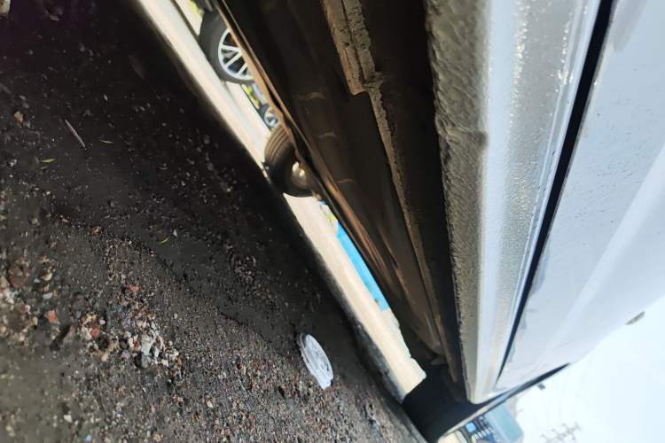 Used Volkswagen Bora 2021 1.5L Automatic Comfort Smart Connect Edition Left Side Sill