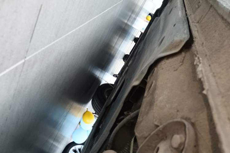 Used Volkswagen Bora 2021 1.5L Automatic Fashionable Smart Connectivity Version Left Side Sill