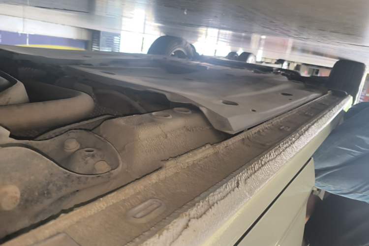 Used Volkswagen Bora 2021 1.5L Automatic Fashionable Smart Connectivity Version Left Side Sill