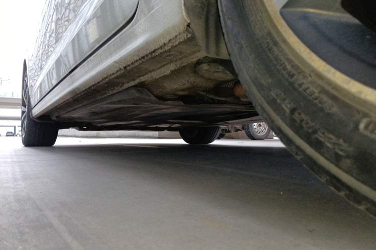 Used Volkswagen Bora 2021 1.5L Automatic Elite Smart Connect Edition Left Side Sill