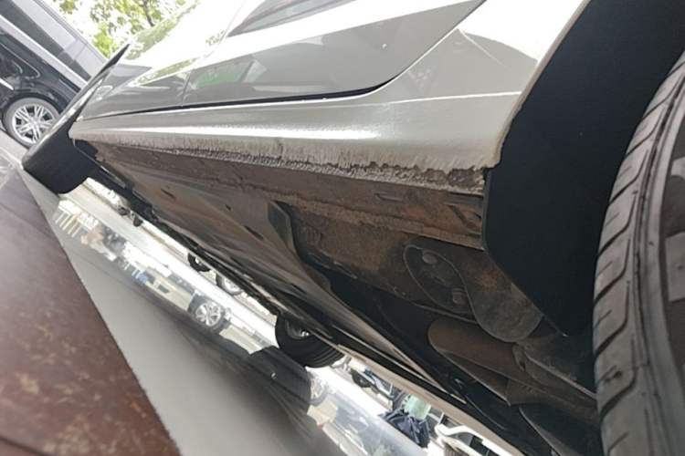 Used Volkswagen Bora 2021 1.5L Automatic Fashionable Smart Connectivity Version Left Side Sill
