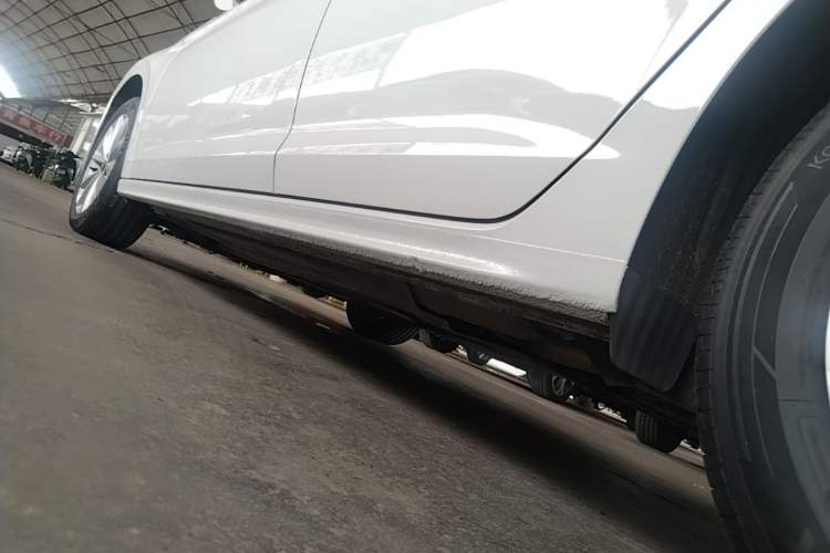 Used Volkswagen Bora 2021 280TSI DSG Elite Smart Connectivity Version Left Side Sill