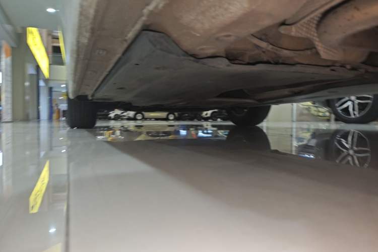 Used Volkswagen Bora 2021 1.5L Automatic Fashionable Smart Connectivity Version Left Side Sill