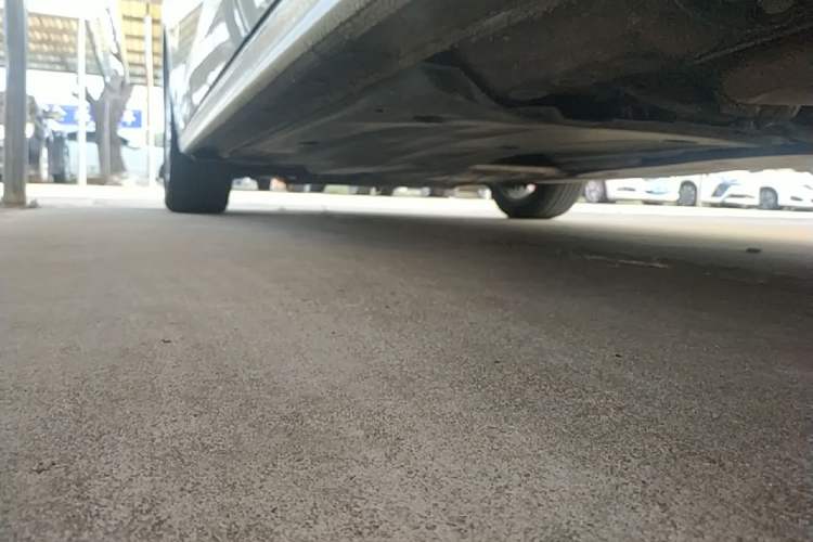 Used Volkswagen Bora 2021 1.5L Automatic Comfort Smart Connect Edition Left Side Sill