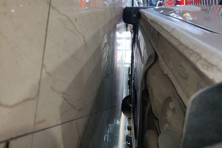 Used Volkswagen Bora 2021 1.5L Automatic Elite Smart Connect Edition Left Side Sill